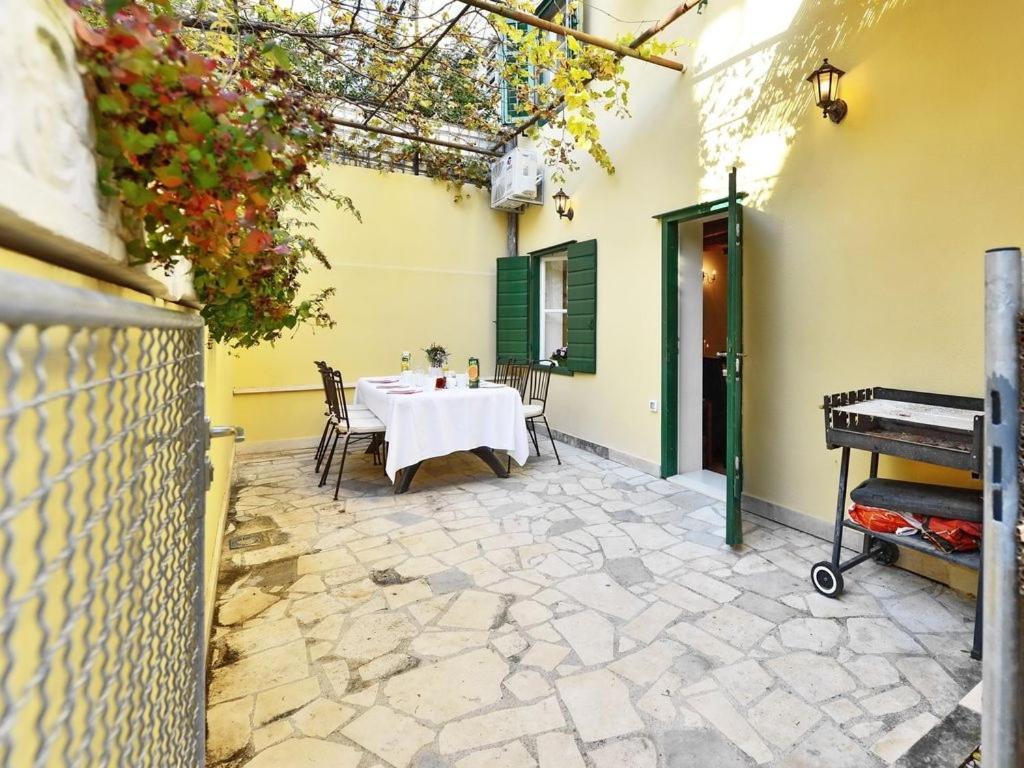 Villa Omis Exterior photo